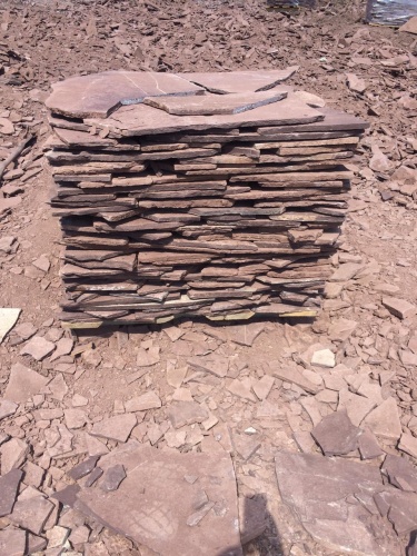 Плитняк лемезит бордовый для цоколя 1,5-2 см купить в Туймазах