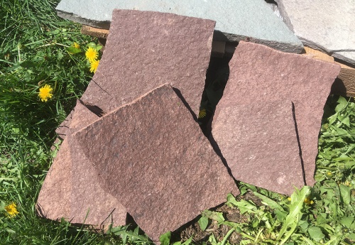 Плитняк лемезит бордовый для цоколя 1,5-2 см купить в Туймазах