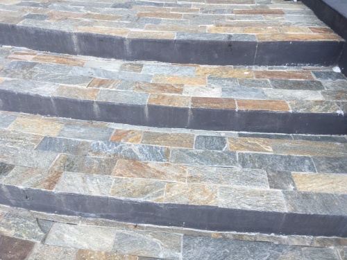 Плитка из Златолита Уральского для лестницы купить в Туймазах