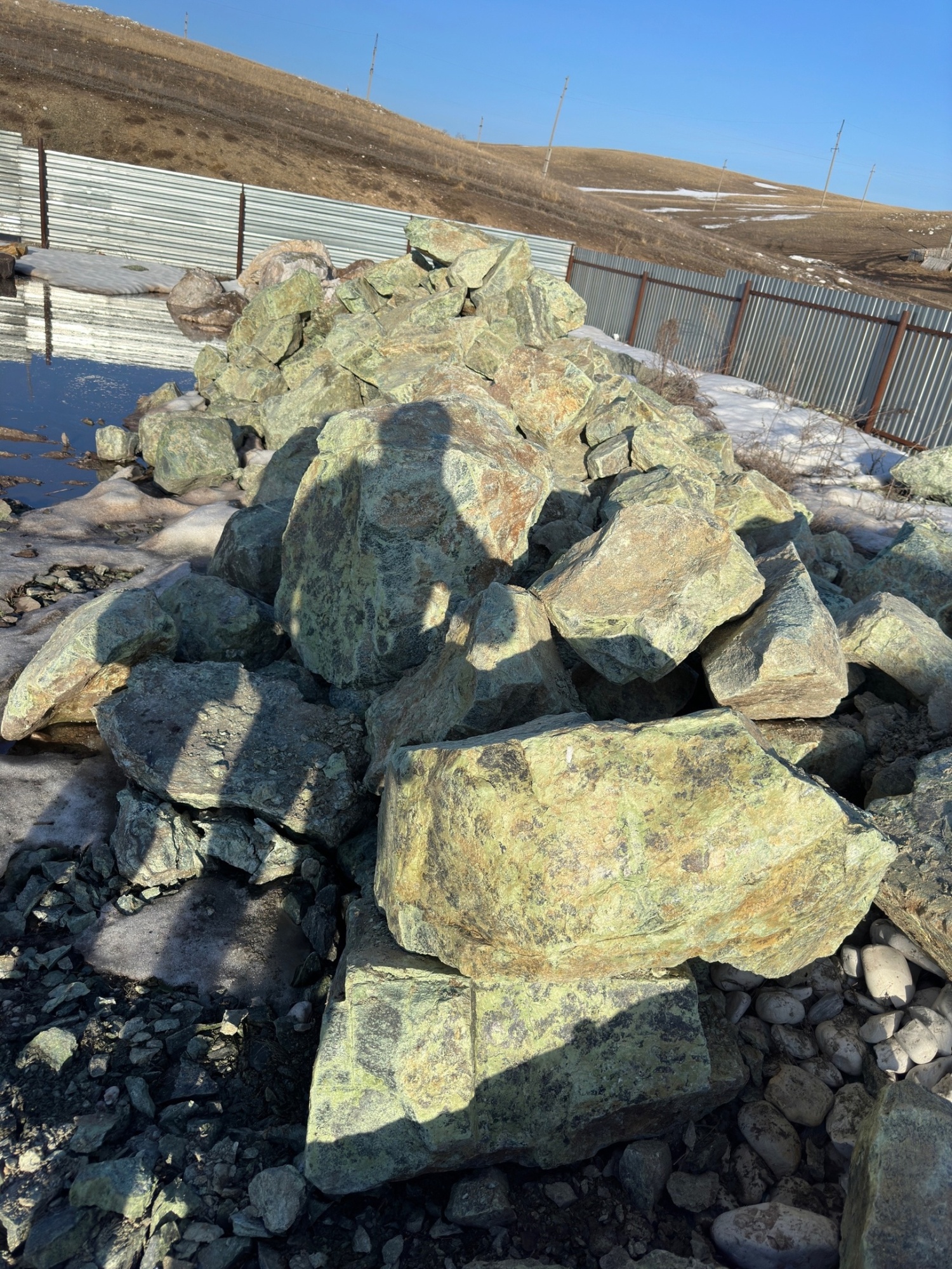 Камни для ландшафтного дизайна зелёные 10-60 килограмм купить в Туймазах