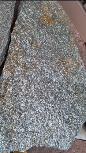 Плитняк златолит серебристый для цоколя, отмостки купить в Туймазах