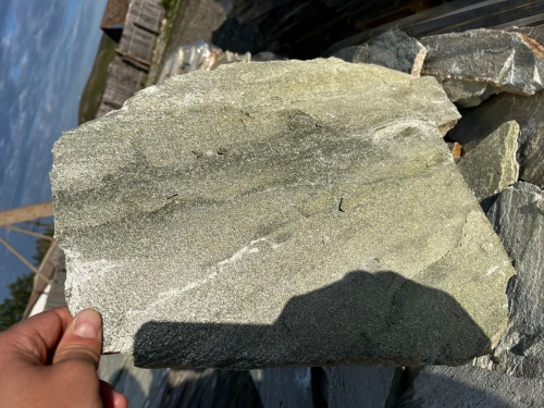 Плитняк златолит зелёный для цоколя, отмостки купить в Туймазах