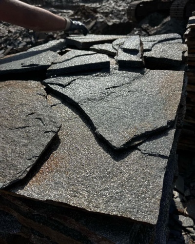 Плитняк златолит серебристый для фасада купить в Туймазах