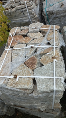 Плитняк галтованный гранитный для ландшафтного дизайна купить в Туймазах