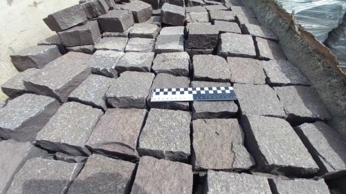 Лемезит колотая брусчатка 10 * 10 см. для парковки купить в Туймазах